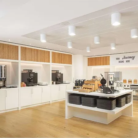 Hampton By Hilton London Gatwick Airport 
