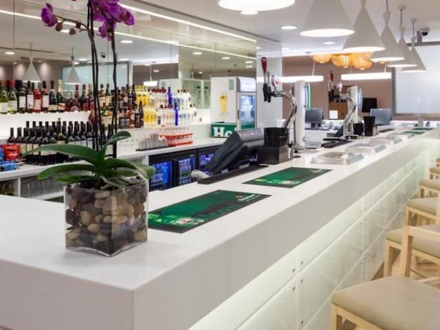 Отель Hampton By Hilton London Gatwick Airport 3*