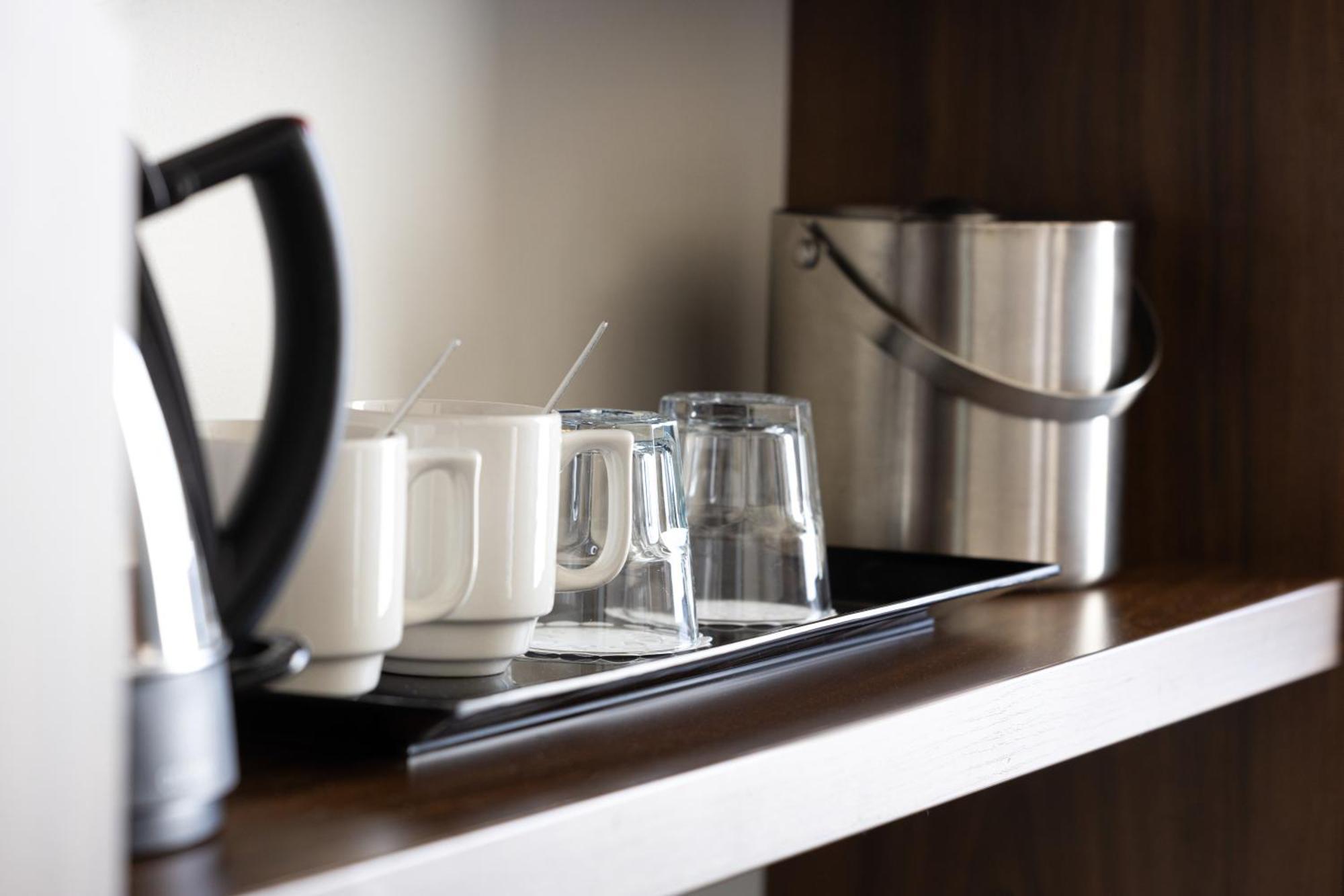 Hampton By Hilton London Gatwick Airport Hotel