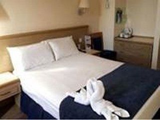 Отель Hampton By Hilton London Gatwick Airport