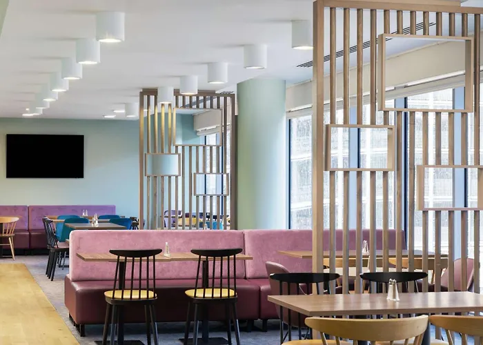 Hampton By Hilton London Gatwick Airport