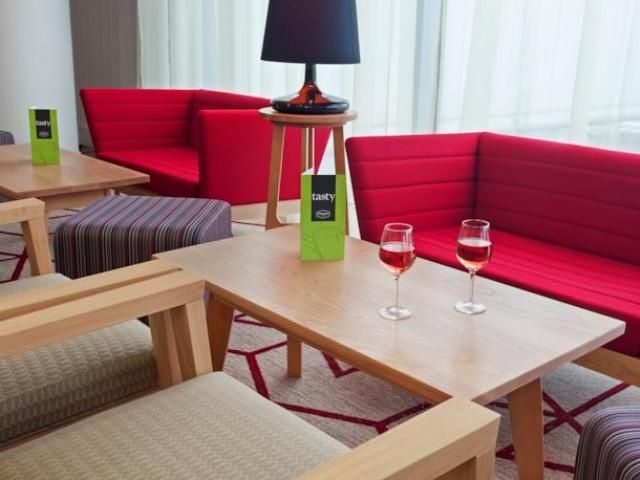 Hotel Hampton By Hilton London Gatwick Airport