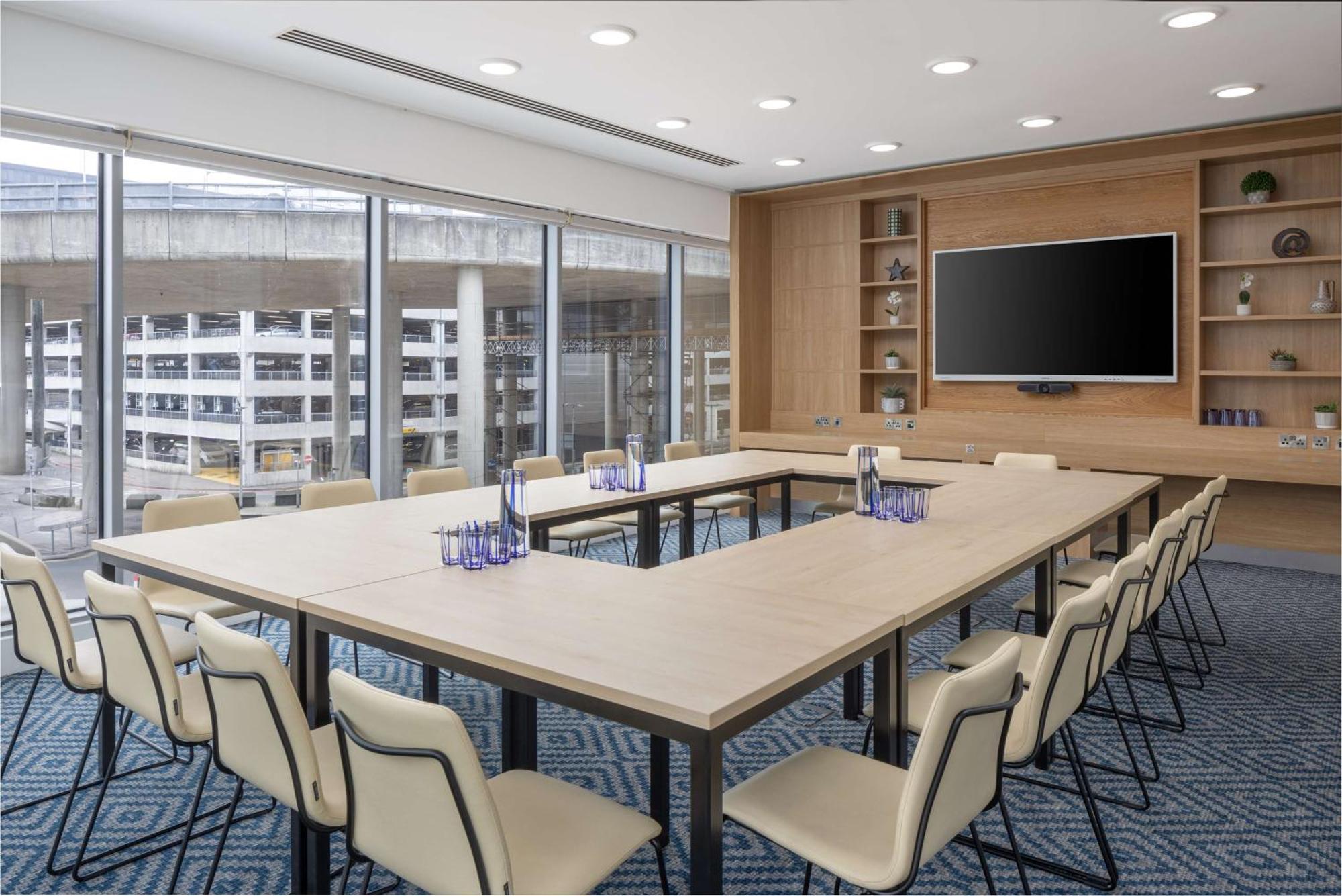 Hampton By Hilton London Gatwick Airport Horley