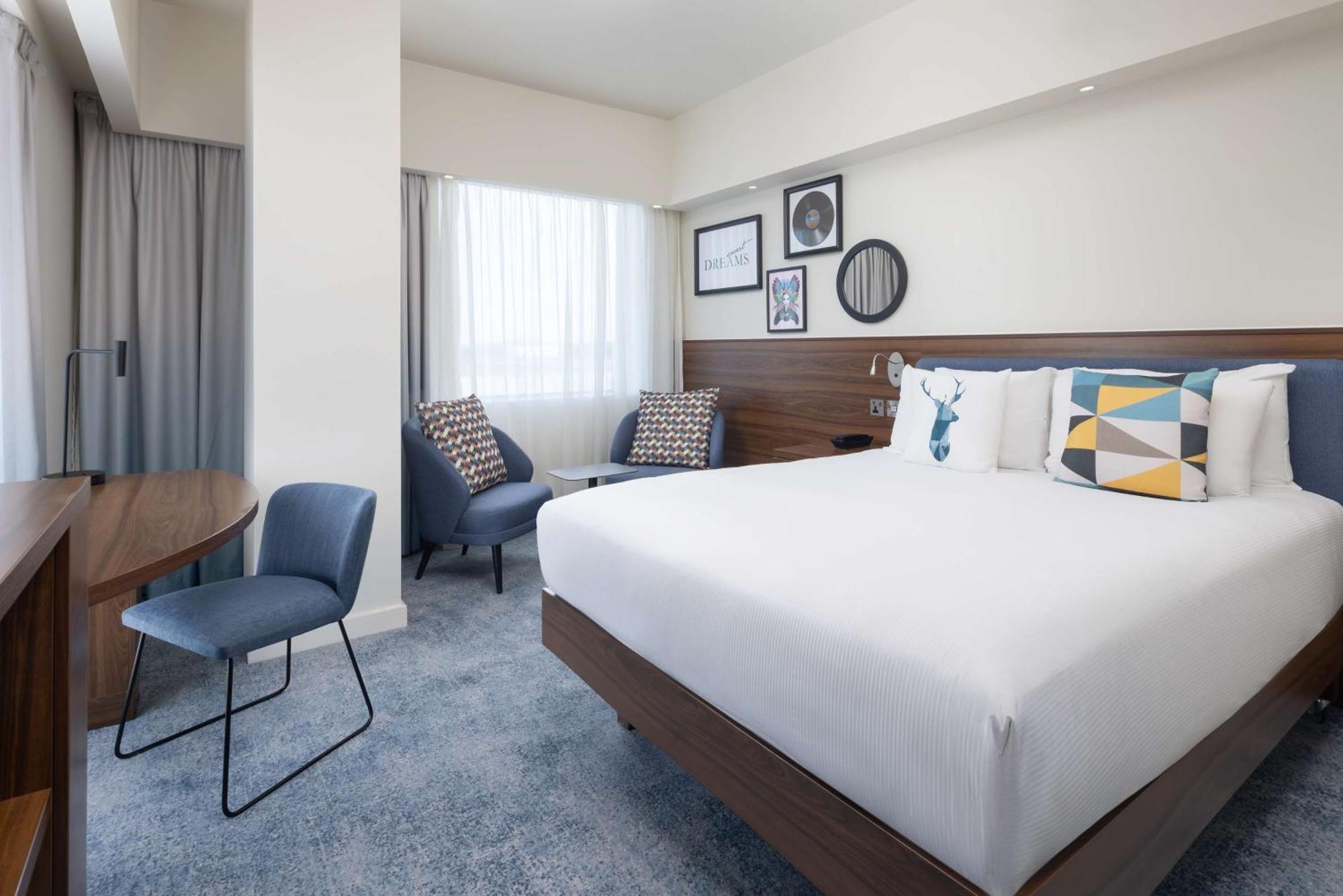 Hampton By Hilton London Gatwick Airport Hotel Horley