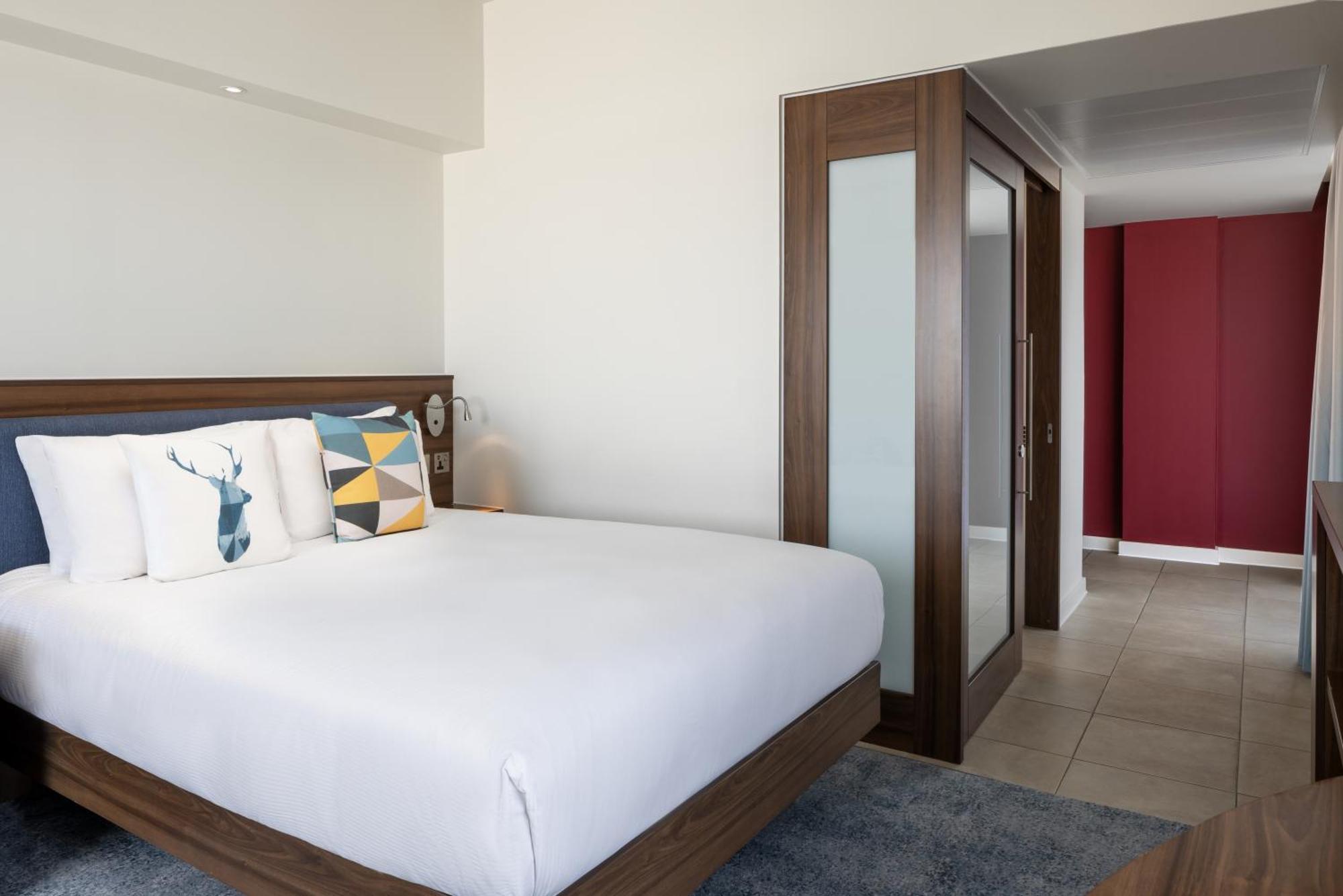 Hotel Hampton By Hilton London Gatwick Airport Horley