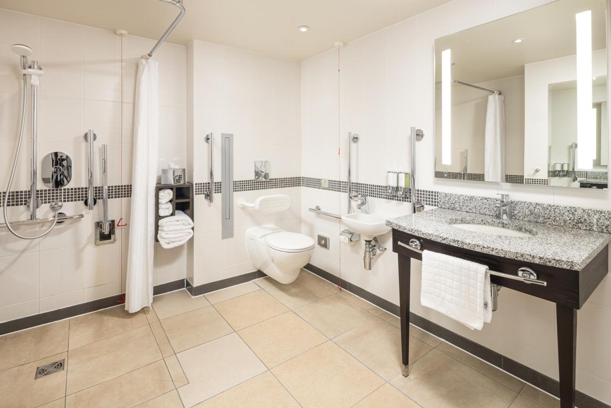 Hampton By Hilton London Gatwick Airport 3* Horley