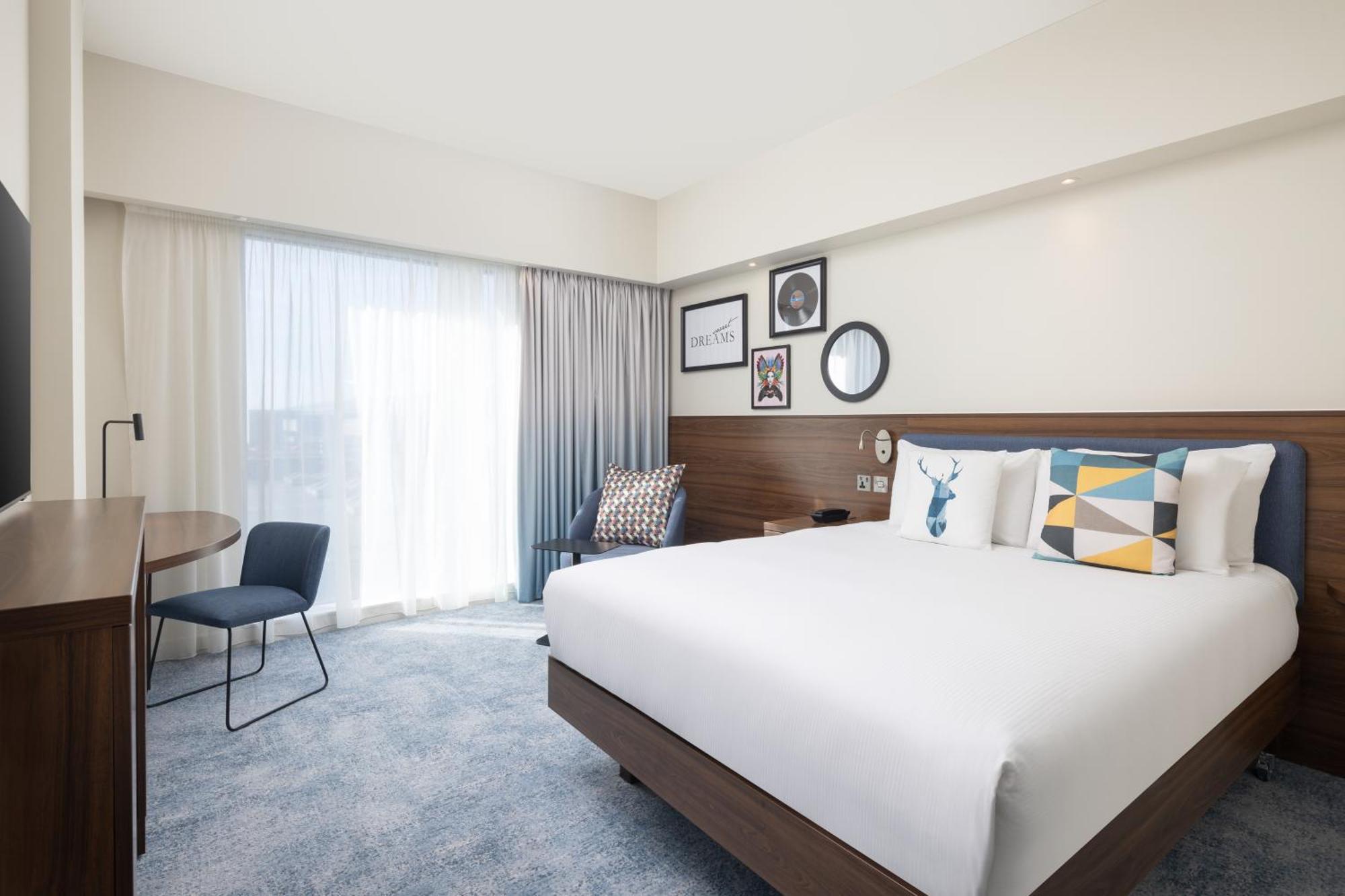 Hampton By Hilton London Gatwick Airport 3*